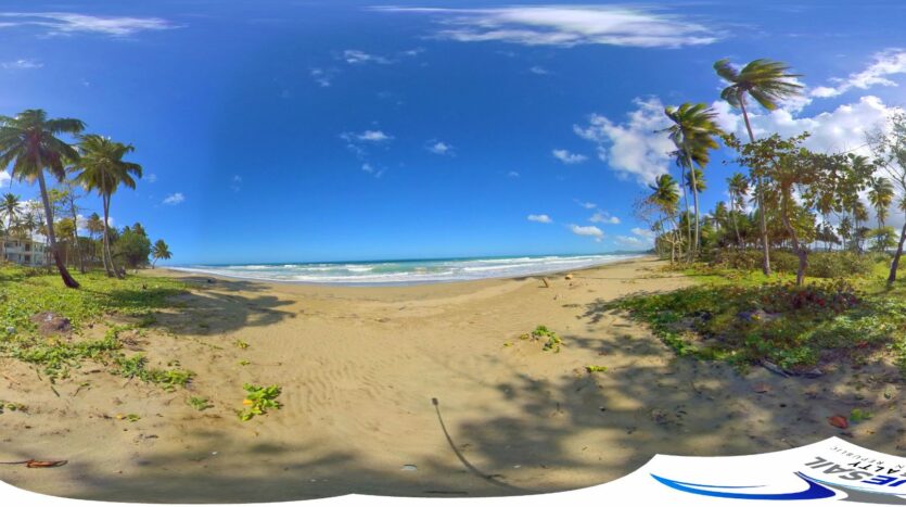 METERS PRIME OCEANFRONT LAND IN LAS CANAS