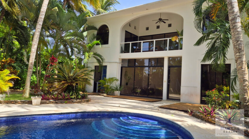 CONDO FOR SALE IN SOSUA ONSITE POOL AND RESTAURANT