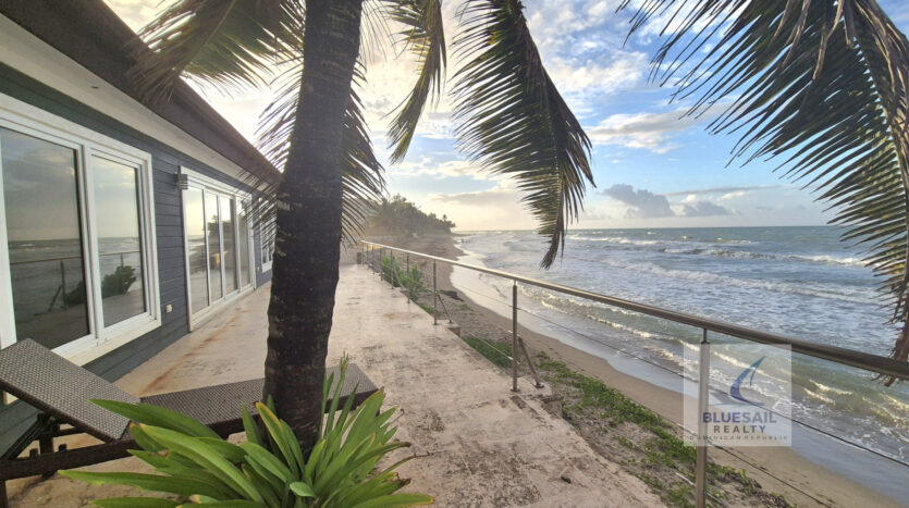 Luxurious Beachfront 2 Bedroom Villa in Cabarete