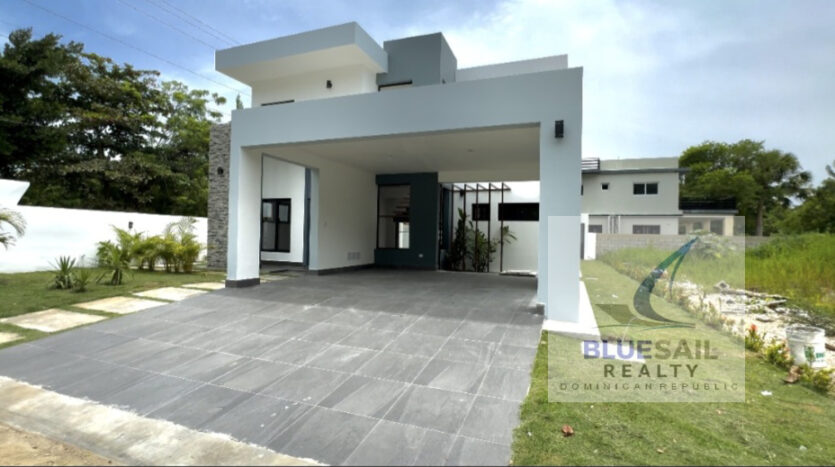 house for sale in the dominican republic garage